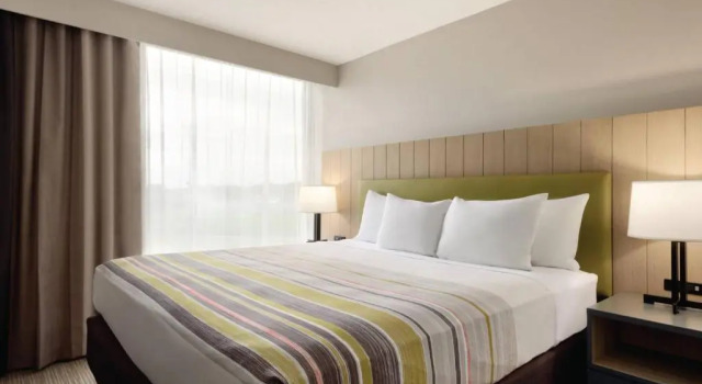 Люкс Country Inn & Suites by Radisson, Ft Atkinson, WI