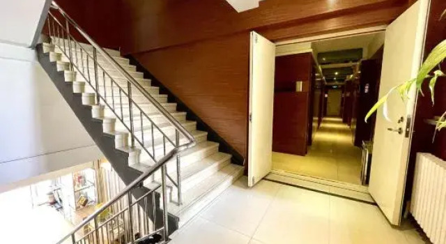 Jinyi Business Hotel