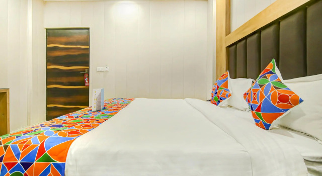 FabHotel Cubic Inn, Забронировать Отель Отели Нью-Дели с завтраком, Завтраки