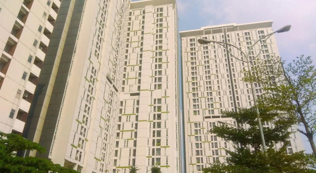 Minimalist and Comfortable Studio Akasa Pure Living Apartment, Book Apartment Hotels in South Tangerang with a Pool, Swimming Pool