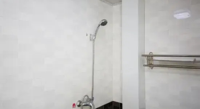 Dalu Island Hongshi Yilin Holiday Hotel, Book Hotel Daludao China
