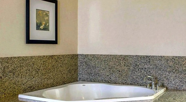Кровать в общем номере SpringHill Suites by Marriott Turlock