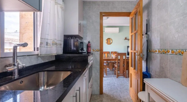 Апартаменты Ático familiar para 3/4px con terraza y Parking en Torrevieja