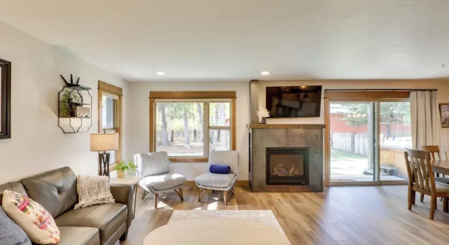 5 Mi to Whitefish Resort: Getaway w/ Shared Patio, Забронировать Отель Отели Уайтфиш 3 звезды, 3*