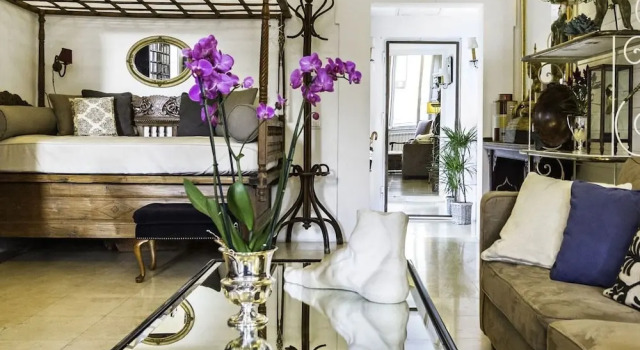 Augustus - Two Bedroom Condo, Забронировать Отель Отели Рима с парковкой, рядом с Собор Святого Петра, Парковка
