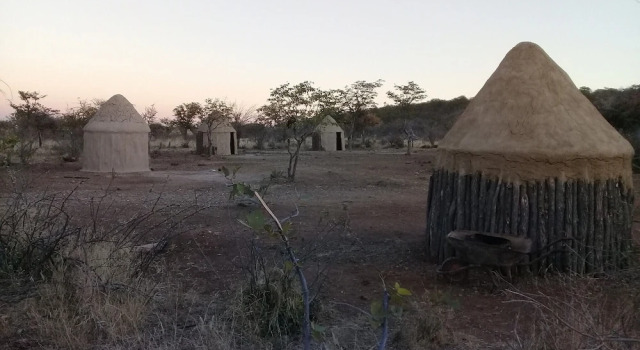 Omapaha Traditional Hut, Book Hotel Hotels in Outjo with Parking, Parking
