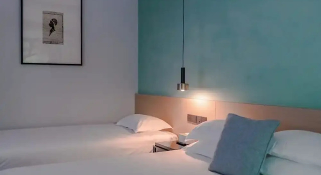 Двухместный семейный номер Standard Blooming Lotus Hostel