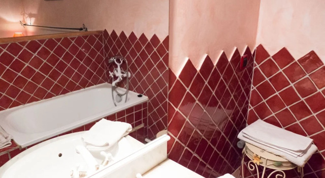 Spacious Holiday Home in Narbonne With Swimming Pool, Book Hotel Hotels in Aude with a Pool, Swimming Pool