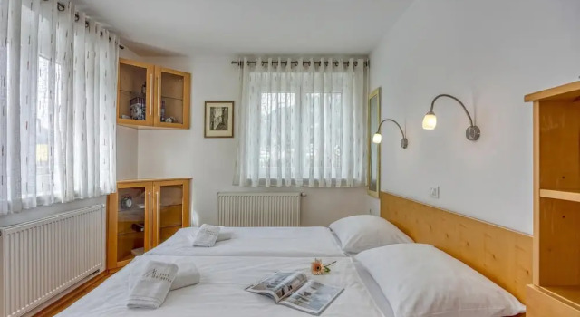 Alpine Chalet Planica With Sauna, Забронировать Шале Отели Гореньска 3 звезды, 3*