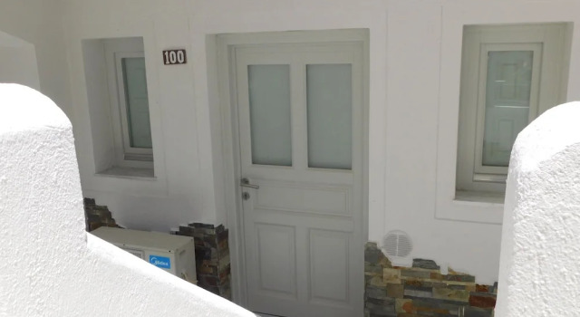 Двухместный номер Economy с балконом Paralia Diamond Villa