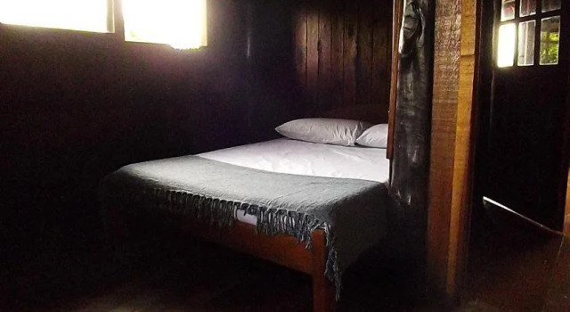 Warung Guest House, Забронировать Гостевой дом Имбитуба Санта-Катарина