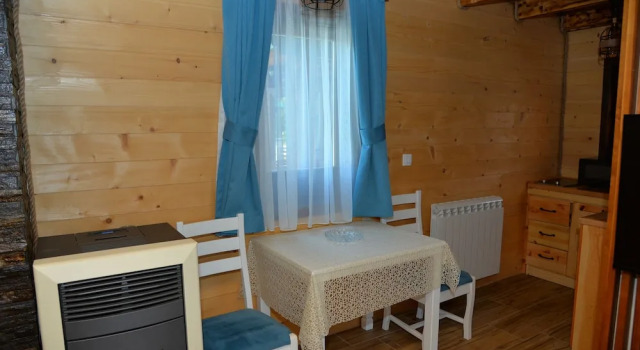 Zagrad Homes in Zabljak, Book Feriehus Villaer i Zabljak, Villa