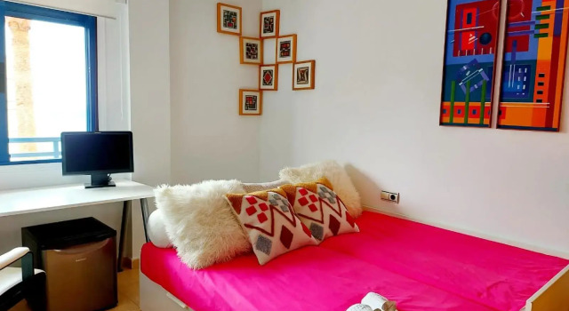 Duplex with sea views, garden and terrace, Забронировать Отель Отели Санта-Крус-де-Тенерифе с парковкой, Парковка