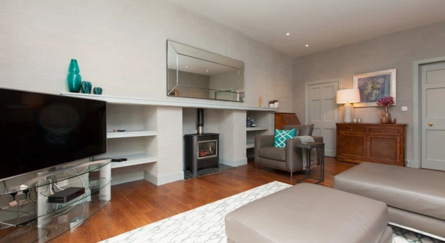 Lovely 3BR Garden Flat for 5 Within City Centre, Забронировать Отель Midlothian Эдинбург, рядом с Национальный музей Шотландии