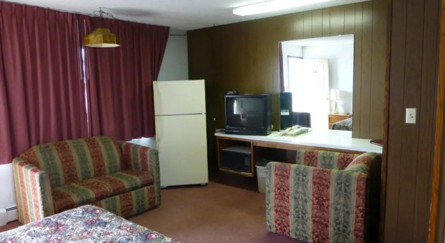 Двухместный люкс Umatilla Inn & Suites