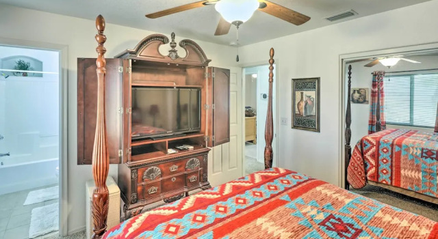 2 Mi to Lake Havasu: Peaceful Home w/ Pool & Views