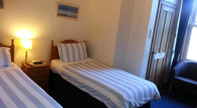 Smiths Guest House, Boek Pension Hotels in Edinburgh met parkeren, Parkeren