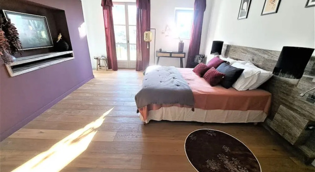 Prestigious Villa in Heart of Saint Remy de Provence