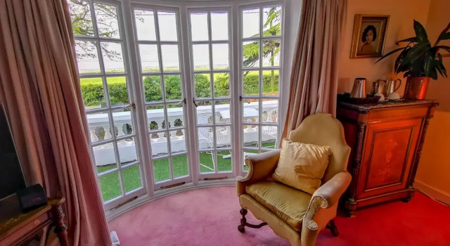 Двухместный номер Luxury с балконом Cedar House Boutique B&B