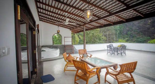 Номер Executive Green Villa Unawatuna