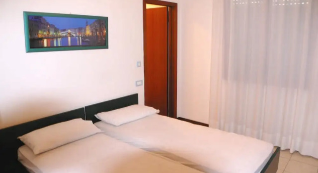 Villa Regina, Prenota Villa Hotel a Veneto con parcheggio, Parcheggio