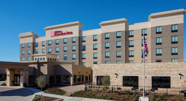Номер Standard Longview Hilton Garden Inn