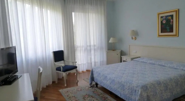 Двухместный номер Comfort Hotel Royal