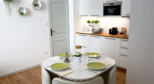 Arles Holiday - Le Studio Chic, Rezervați Hotel Arles Camargue