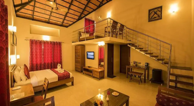 Вилла Мансарда Woodstock Resorts