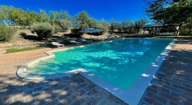 Вилла Todi By The Pool - Villaexclusive Pool Sleeps 10