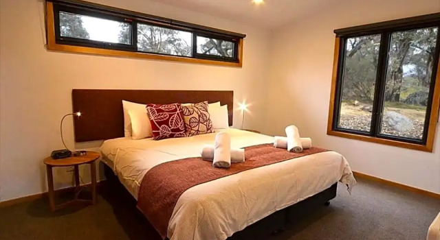 Lake Crackenback Resort & Spa, Забронировать Курортный отель Курортные отели Kosciuszko National Park, Курортный отель