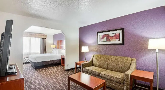 Люкс Best Western Firestone Inn & Suites