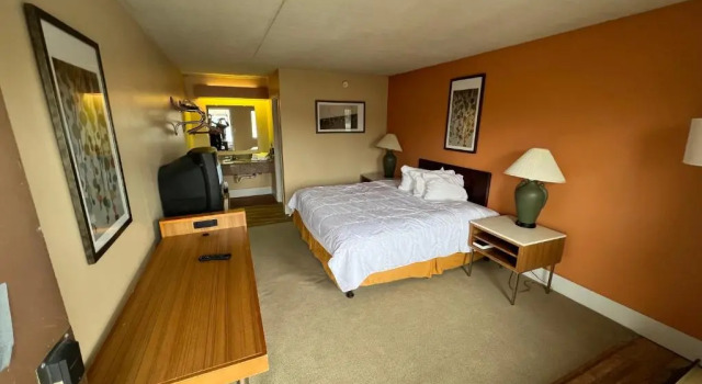Номер Deluxe Hilltop Inn Pittsburgh