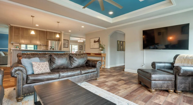 Canyon Lake Home w/ Spacious Deck & Backyard!