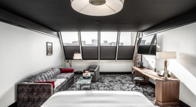 Номер Standard Bottleworks Hotel