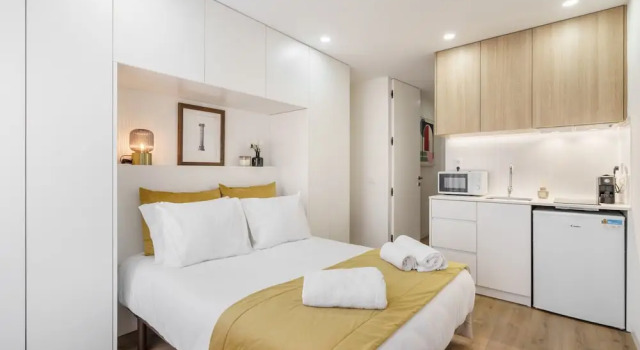 Santa Barbara Flat by Minhos Guest