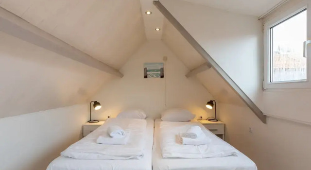 Charming Beach Getaway, Book Hotel Zoutelande 