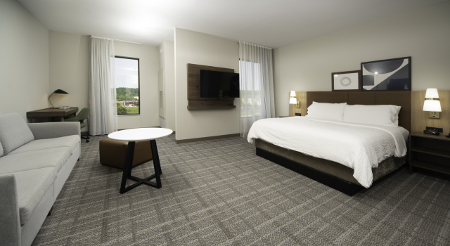 Staybridge Suites Cincinnati East Milford by IHG, Rezerwuj Hotel Milford Ohio