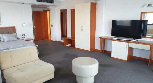 Апартаменты Hotel Millennium