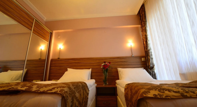 Dort Mevsim Suit Otel
