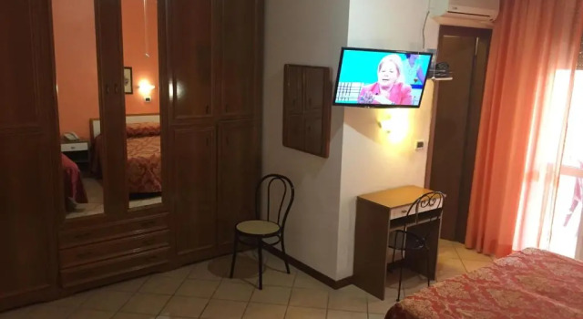 Трёхместный номер Standard Hotel Magda