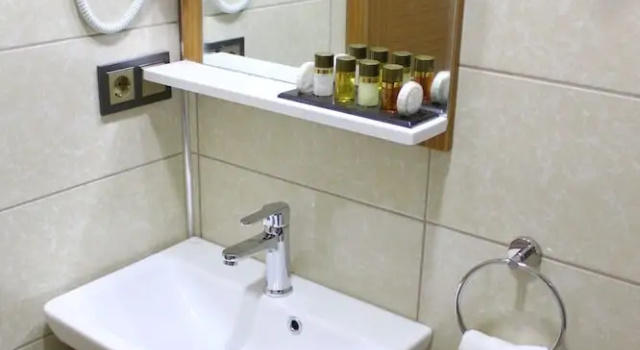 Standardowy trzyosobowy pokój z widokiem na miasto Hotel Melidium