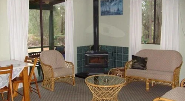 Loose Goose Chalets, Book Chalet Hotels in Nannup with Parking, Parking