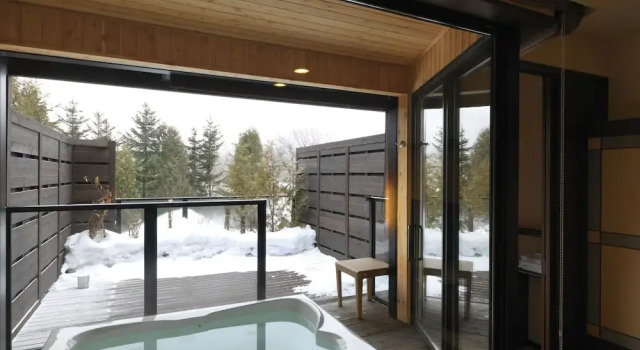 Номер Standard с балконом Lake Shikotsu Tsuruga Resort Spa Mizu no Uta
