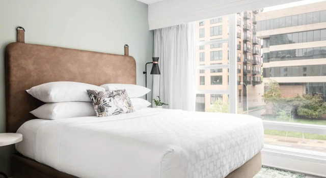 Люкс Hotel Indigo Saint Louis Central West End by IHG