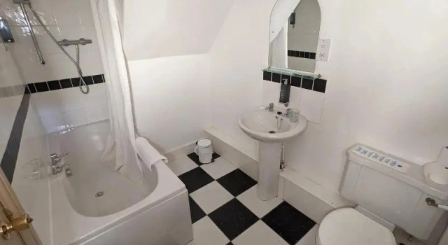 Люкс Standard The Cottage Hotel