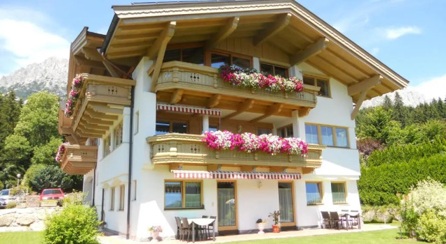 Апартаменты Deluxe Landhaus BergMoment