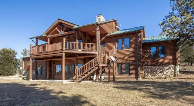 Blue Lake Lodge - Seven Bedroom Cabin with Hot Tub, Varaa Hotelli Ruidoso New Mexico