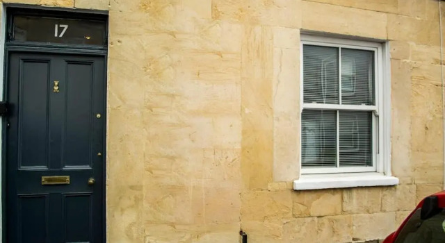 Lovely 3 bed house in the heart of Cheltenham, Забронировать Отель Челтнем Котсуолд, рядом с Питтвилль-Парк