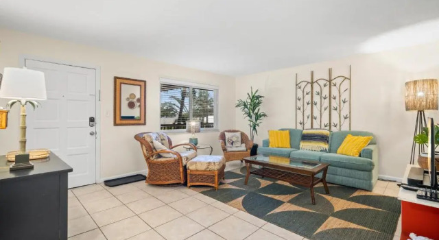 Waves 18, 2 Bedroom, Pool View, Heated Pool, Bbq, Wifi, Sleeps 6